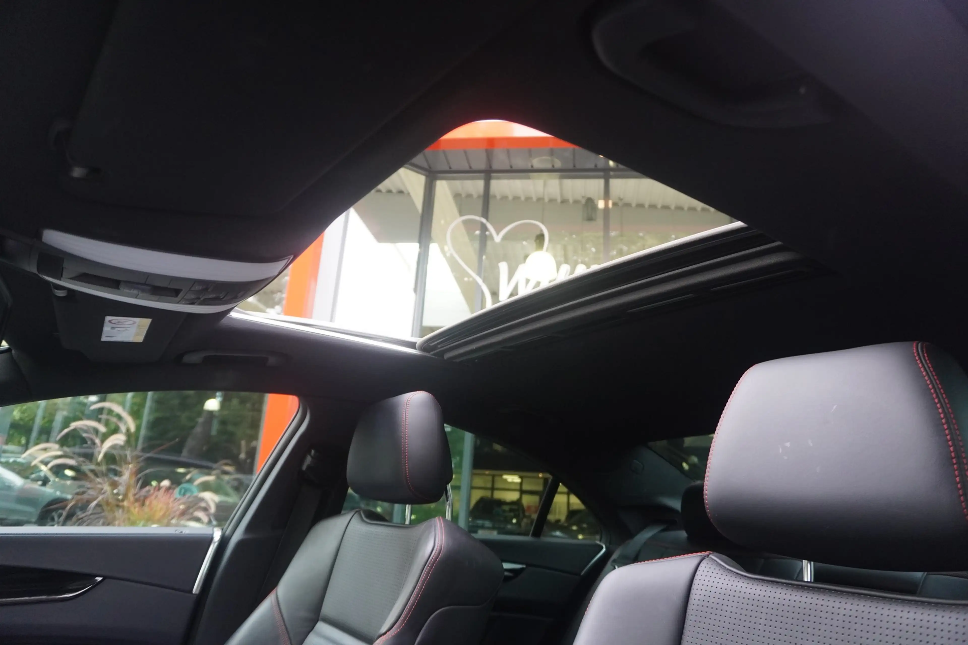 Mercedes-Benz CLS 400 4Matic AMG Line Standheizung Airmatic — photo 12