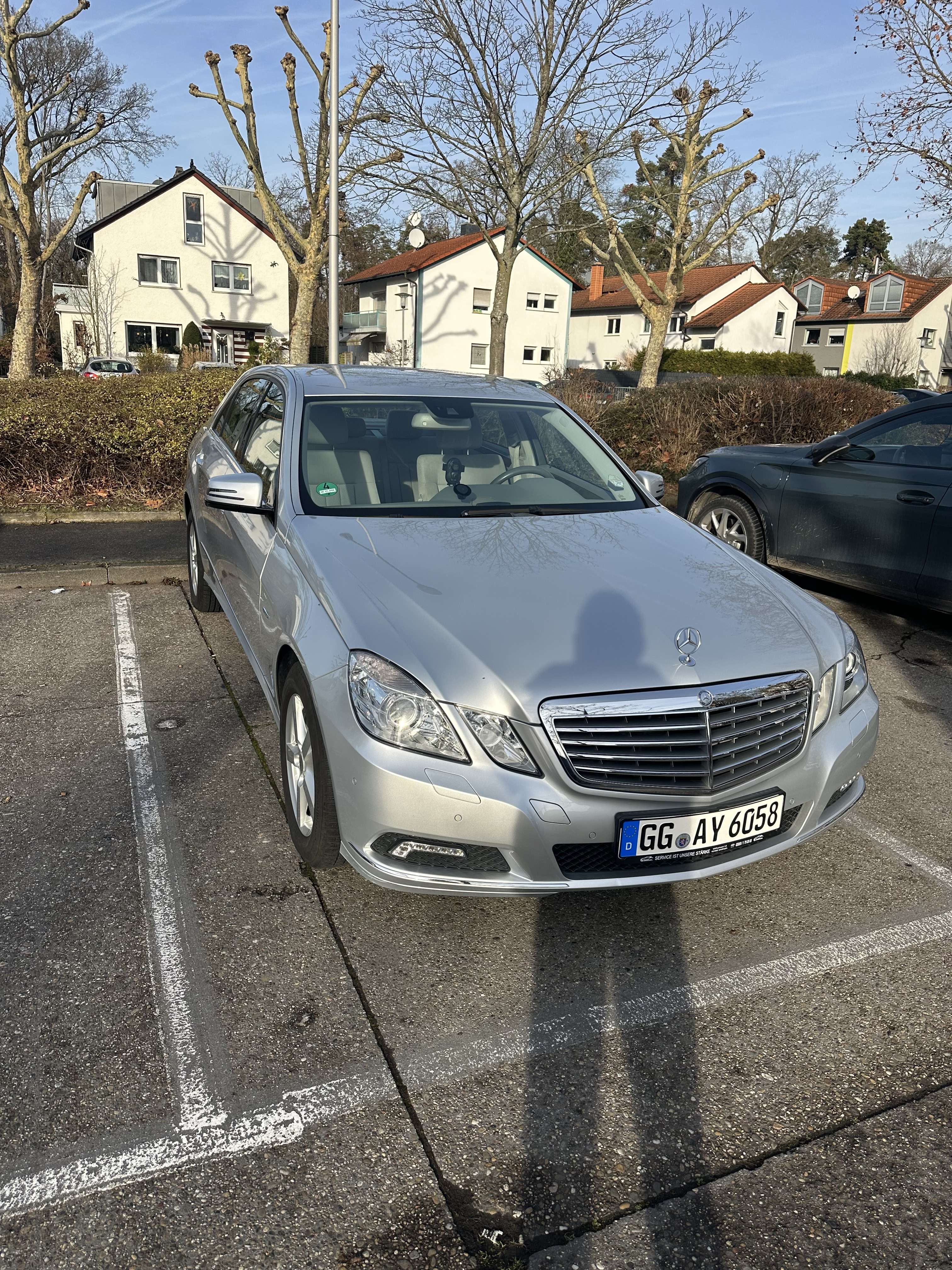 Second hand Mercedes Benz E-Class 