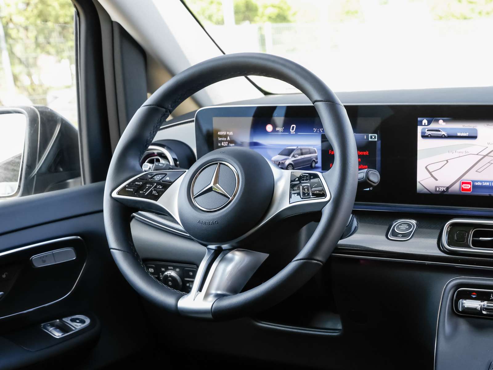 Mercedes-Benz V 220