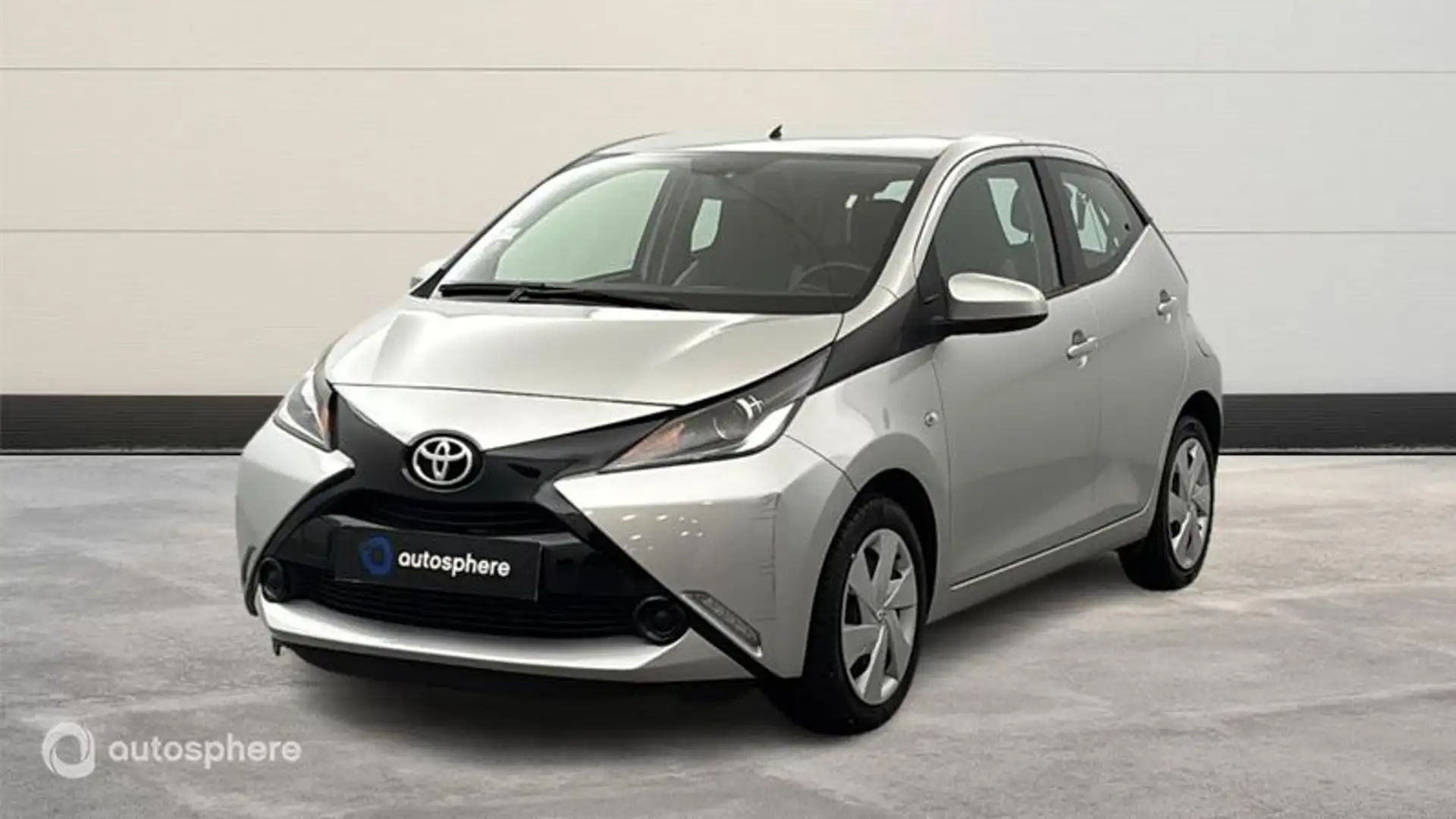 Toyota Aygo 1.0 VVT-i 69ch x-play 5p - 1