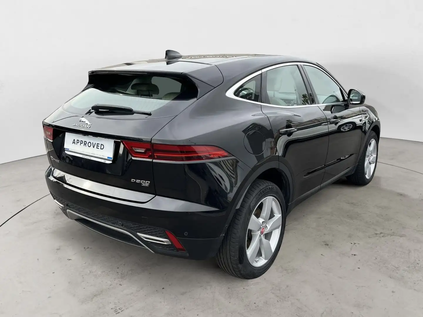 Jaguar E-Pace 2.0D I4 204 CV AWD Auto SE Zwart - 2