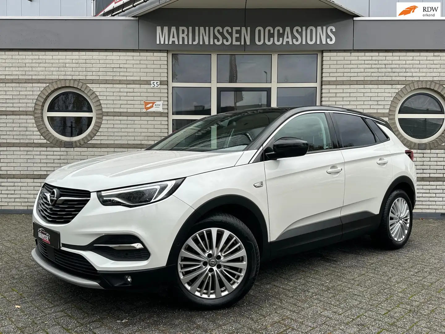 Opel Grandland X 1.2 Turbo Innovation |Pano,Cam,Nav| Blanc - 1