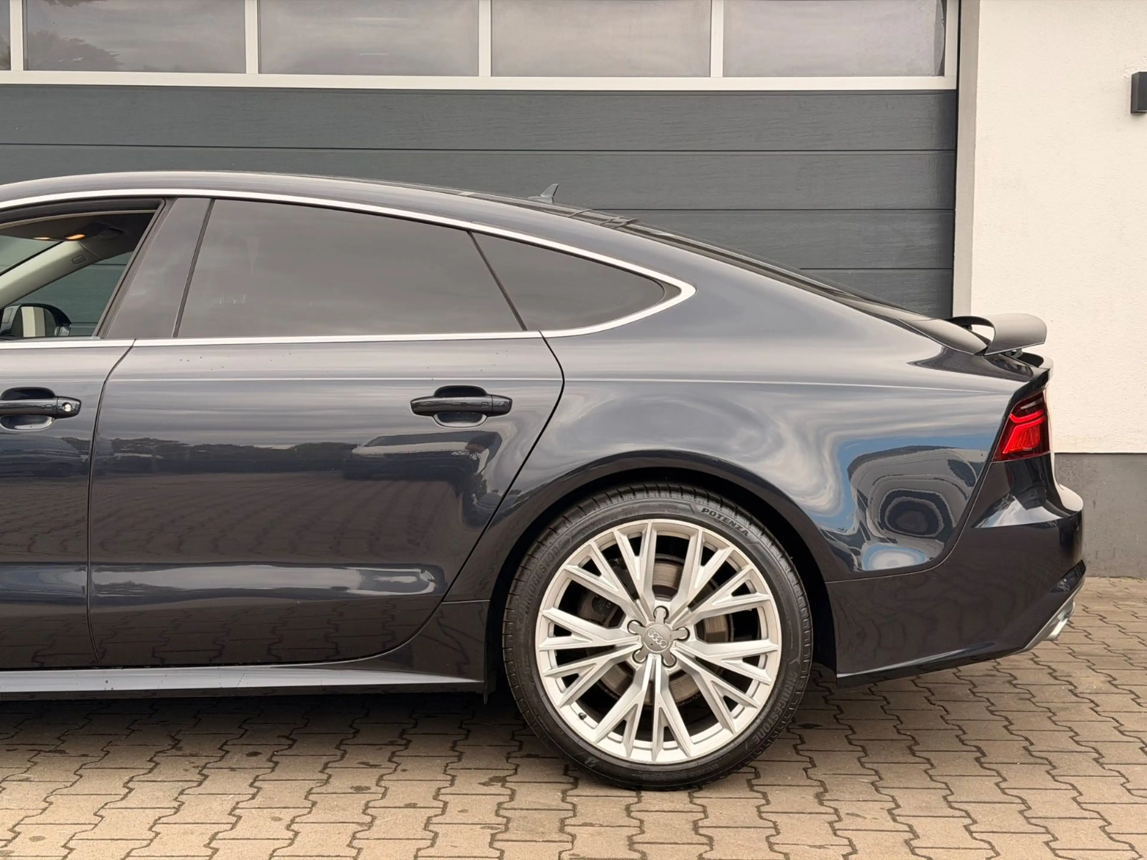 Audi A7 Sportback 3.0 TDI quattro S-Line Matrix 20" — photo 10