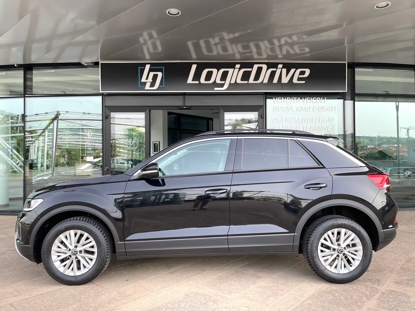 Volkswagen T-Roc 1.0 TSI 110cv LIFE PARI AL NUOVO!!! Zwart - 2