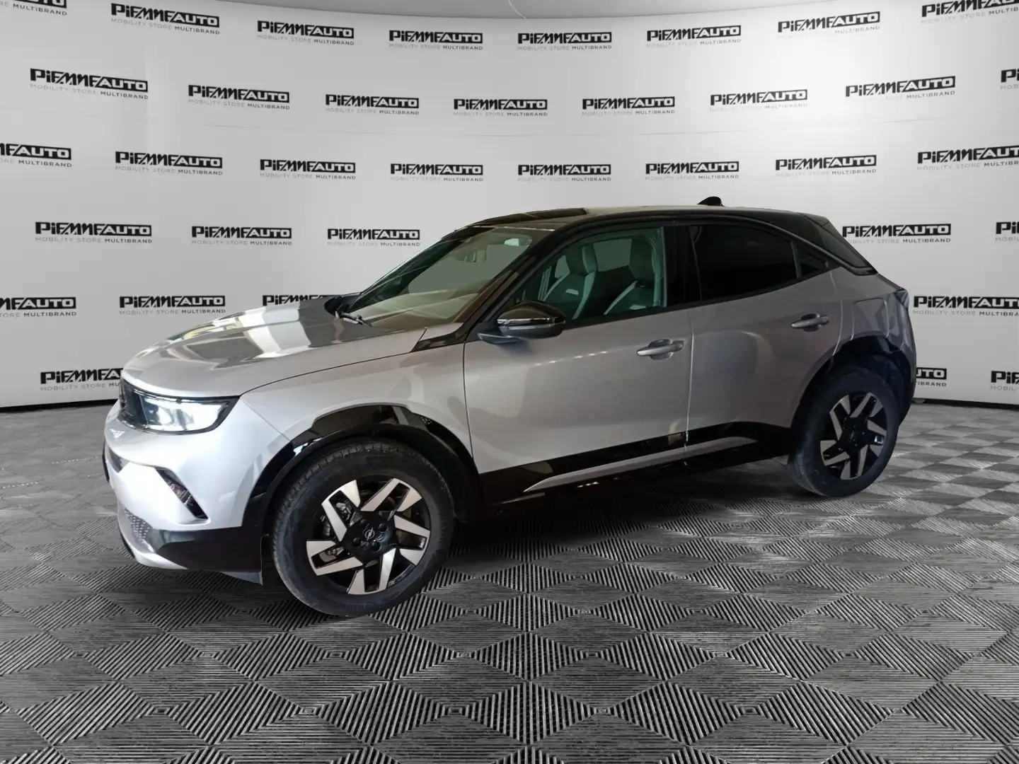 Opel Mokka 1.2 T Hybrid 136cv GS DCT6 Grau - 2