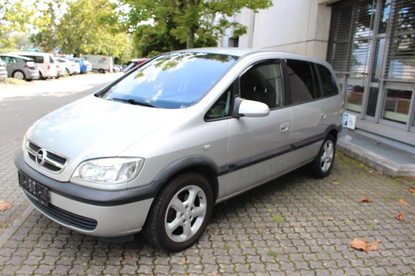 Opel Zafira 1.8 ~ TÜV NEU Argent - 1