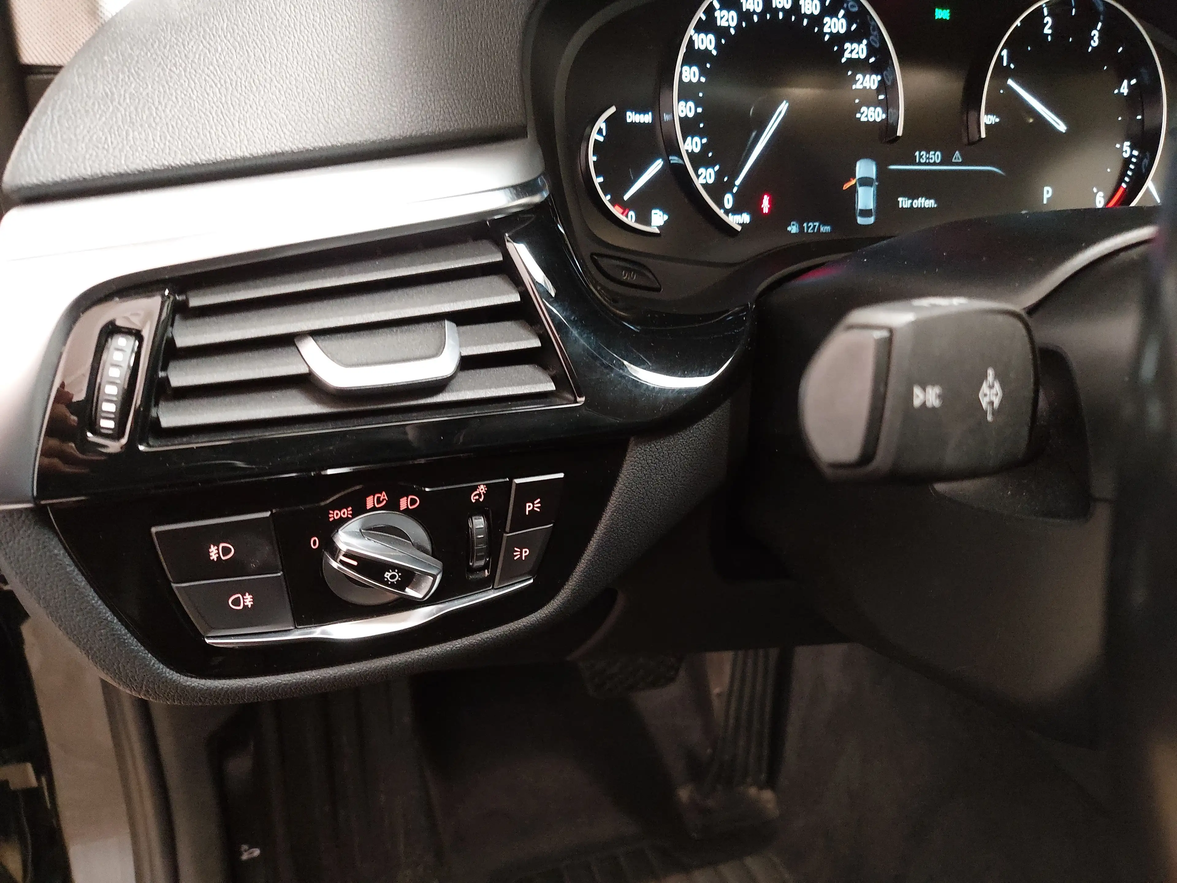 BMW 520 dA Navi LED AHK PDC SHZ — photo 7