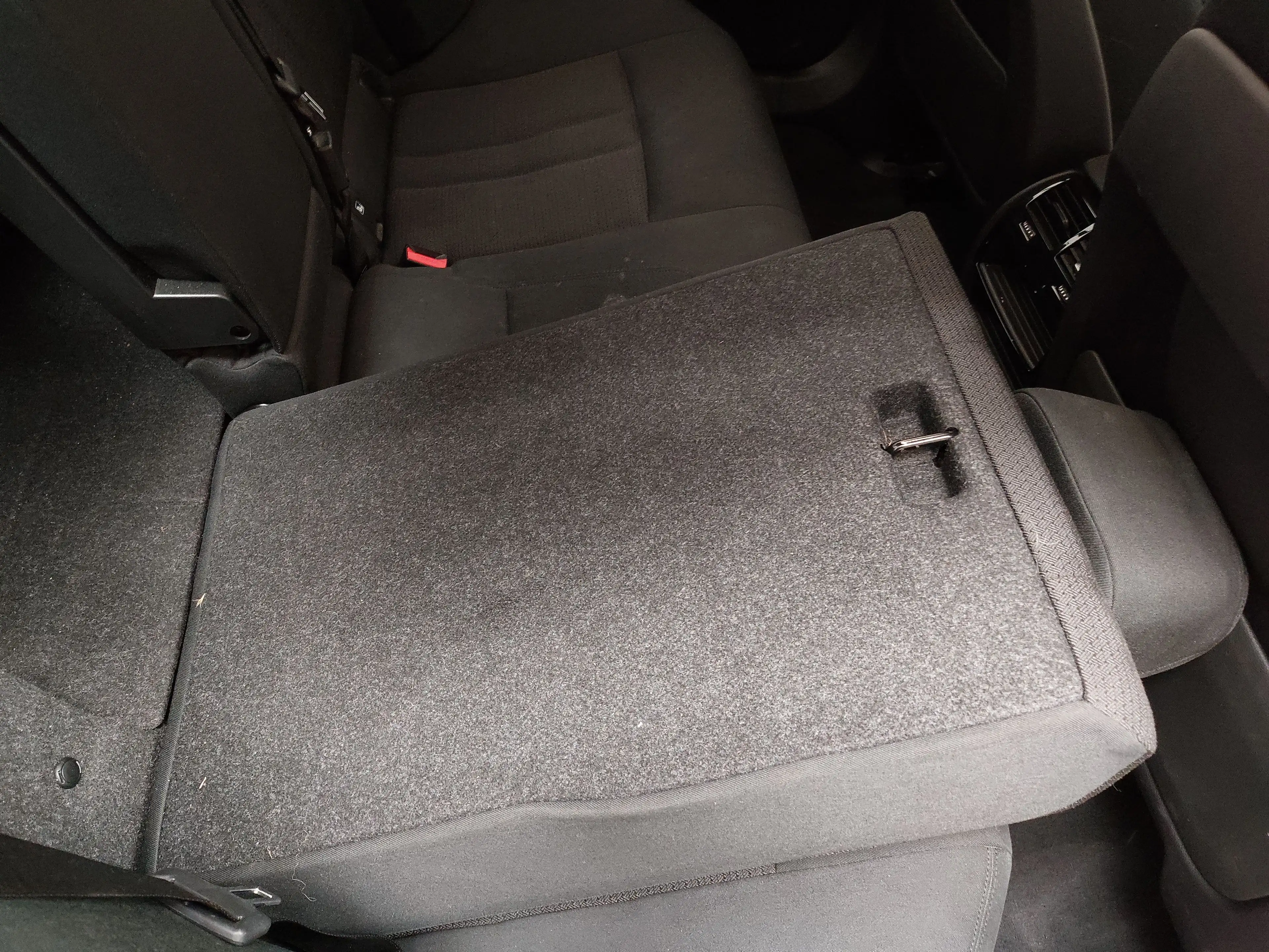 BMW 520 dA Navi LED AHK PDC SHZ — photo 11