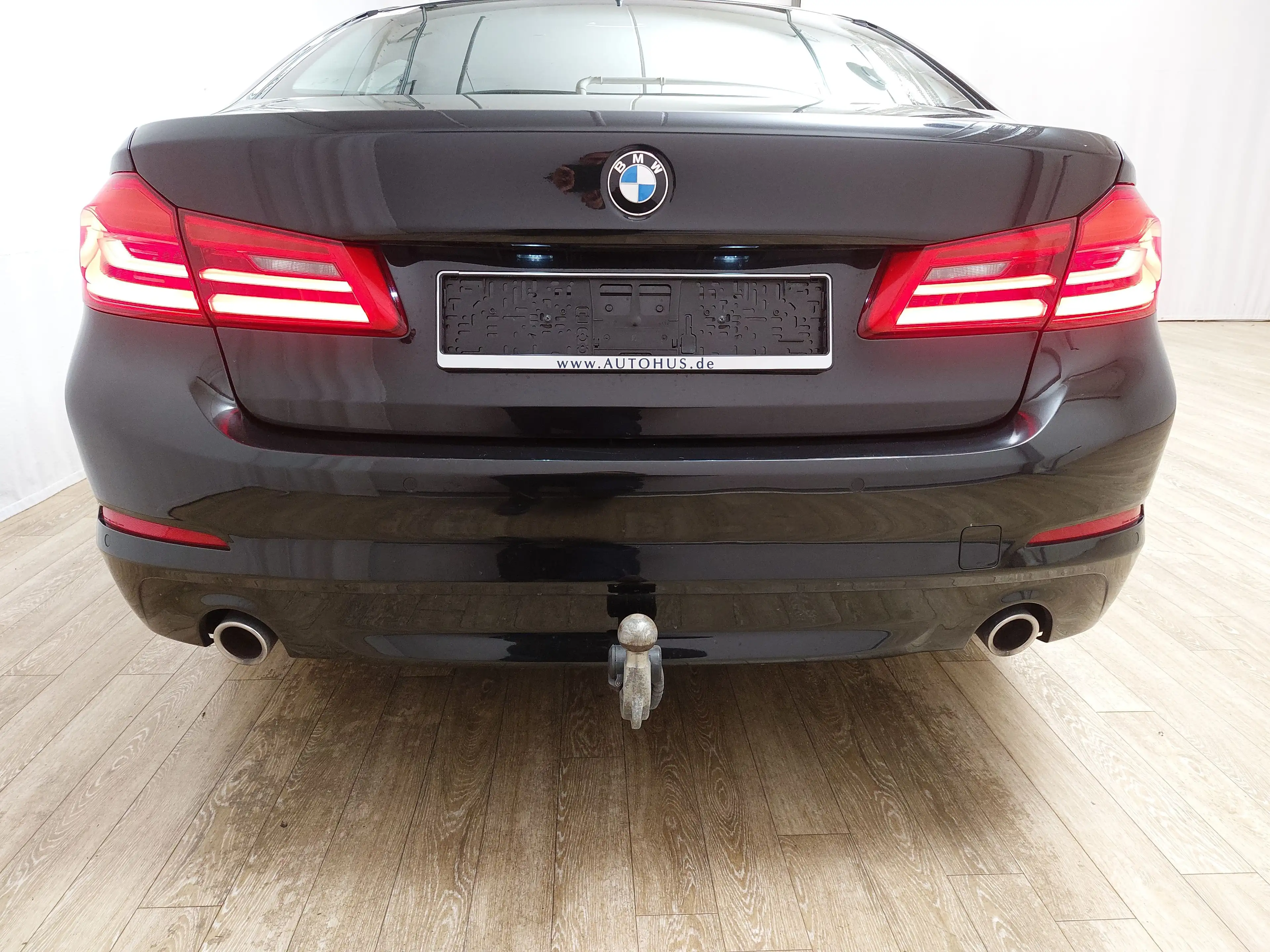 BMW 520 dA Navi LED AHK PDC SHZ — photo 14