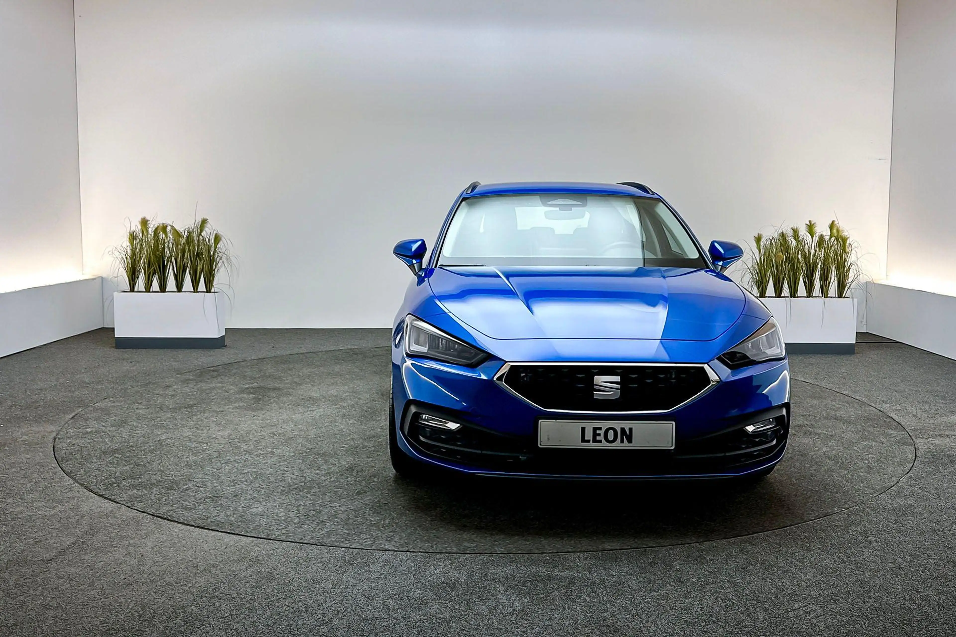SEAT Leon e-Hybrid Sportstourer Style 1.5 TSI DSG — photo 8