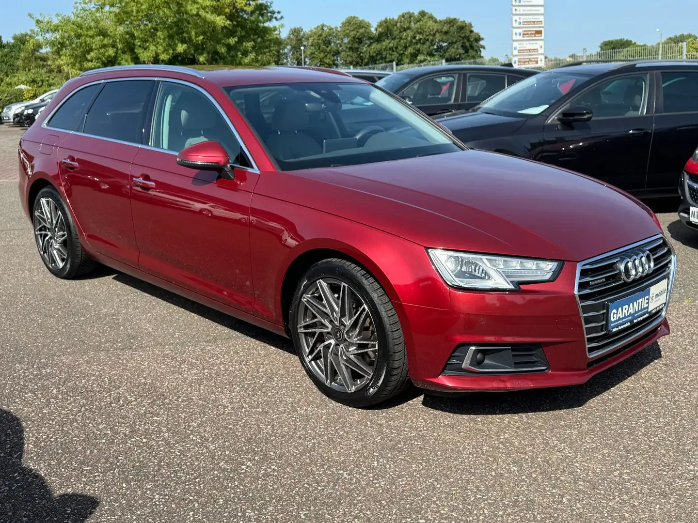 Audi A4 Avant quattro design TÜV/HU/NEU Rot - 2