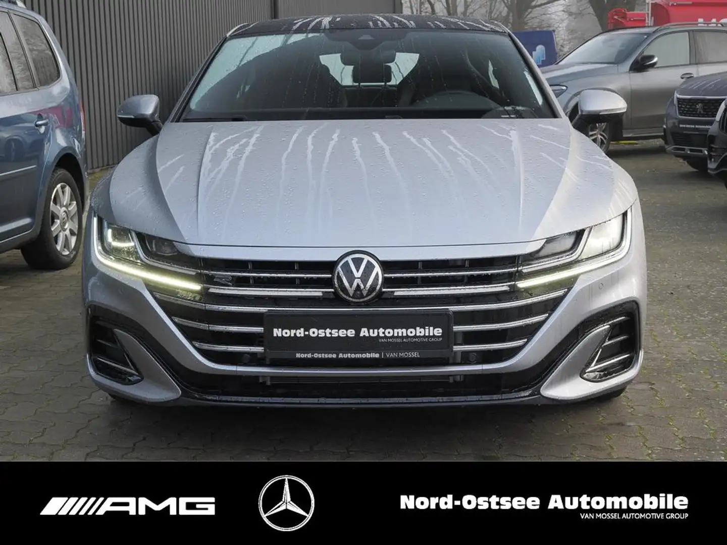 Volkswagen Arteon 2.0 TSI R-LINE KAMERA PANO STANDH SPUR Silber - 2