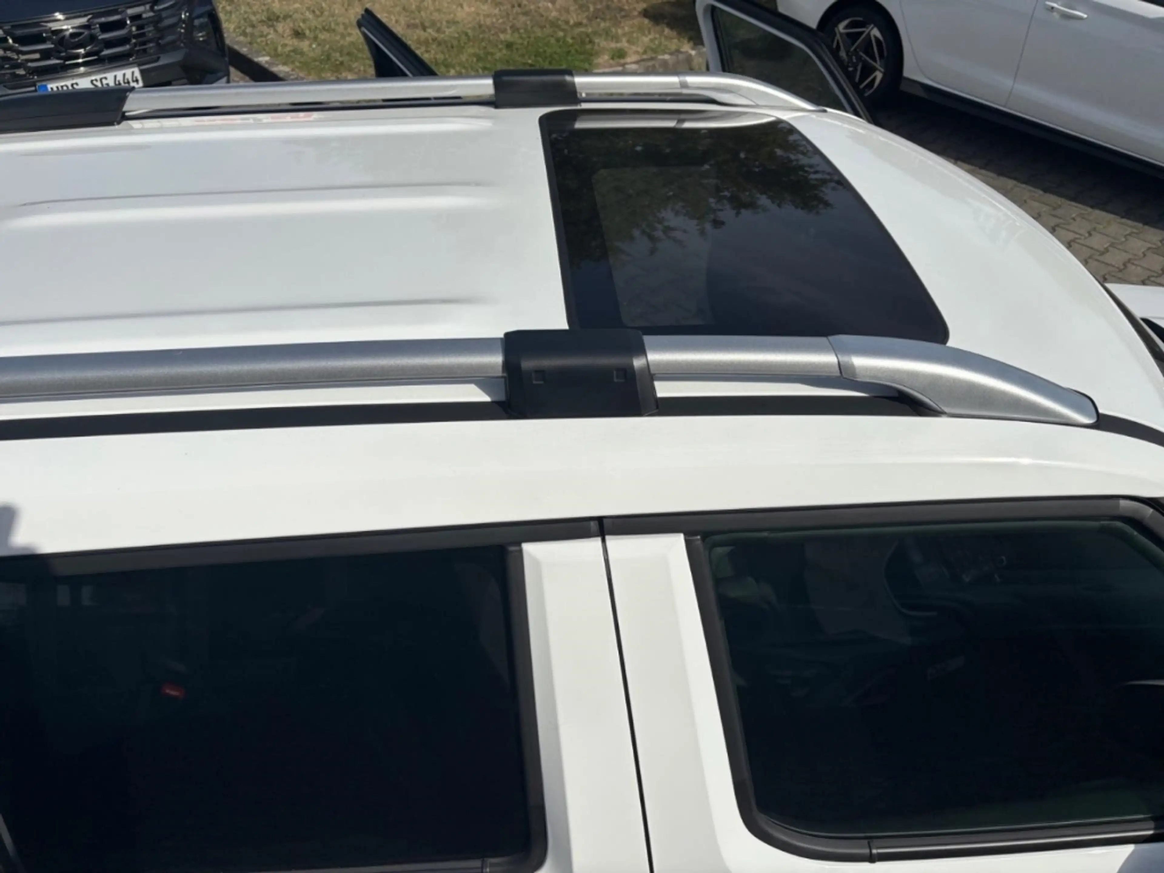 Hyundai Inster Elektro 85 kW FWD Prime*V2L-Paket*Glas-Schiebedach — photo 15