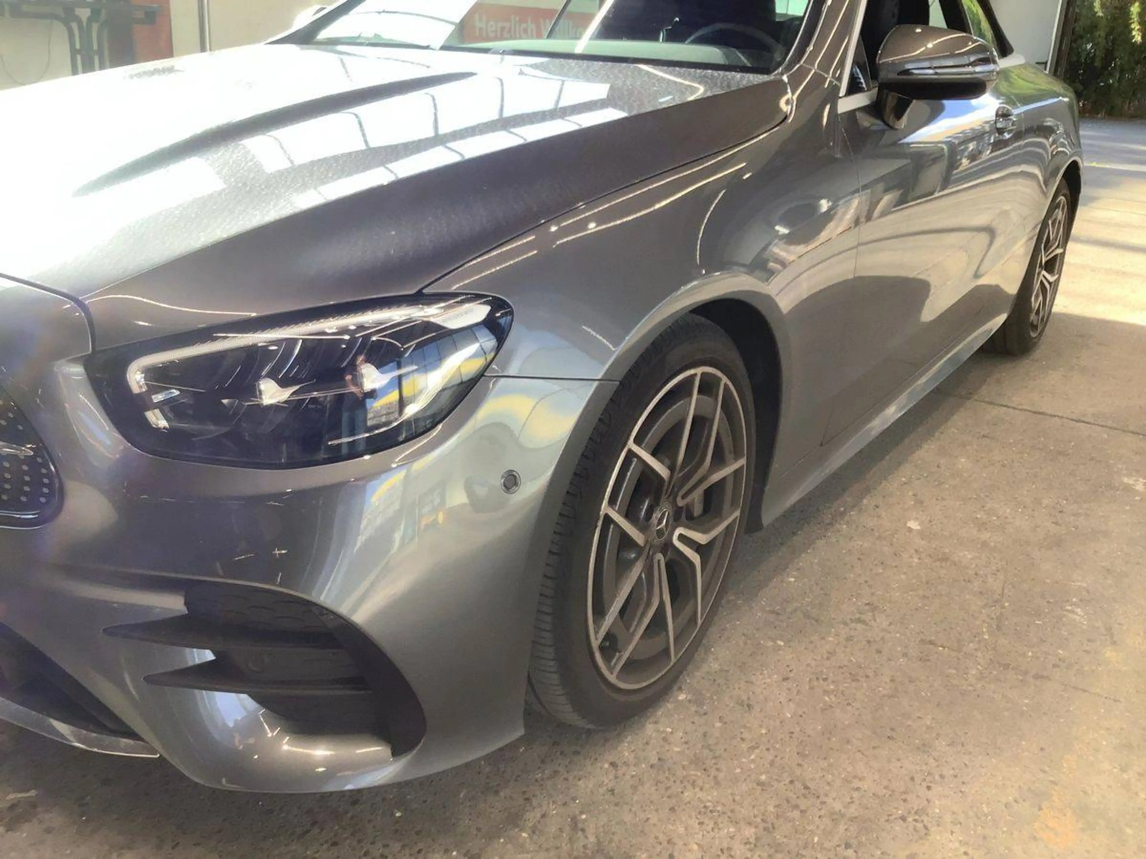 Mercedes-Benz E 220 E 220 d Night Edition (238.414) — photo 9