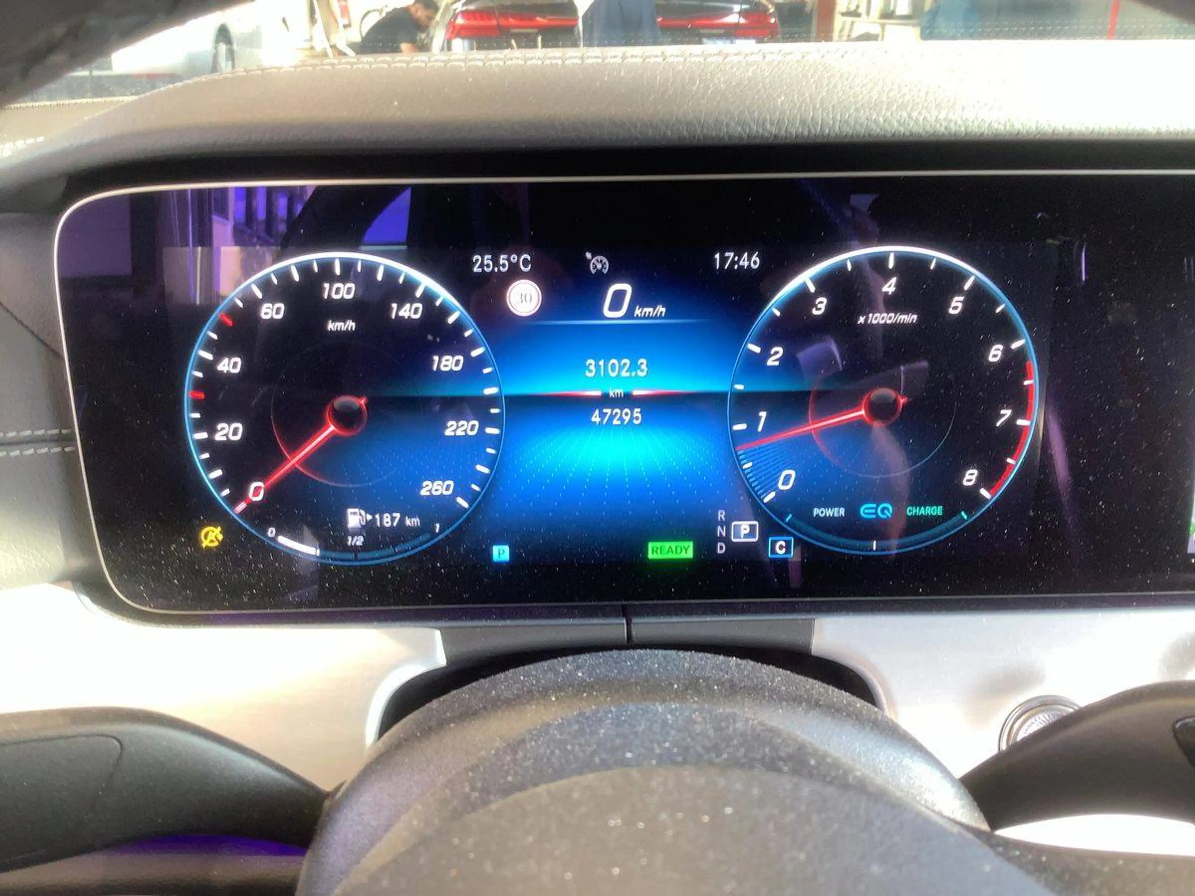 Mercedes-Benz E 220 E 220 d Night Edition (238.414) — photo 13