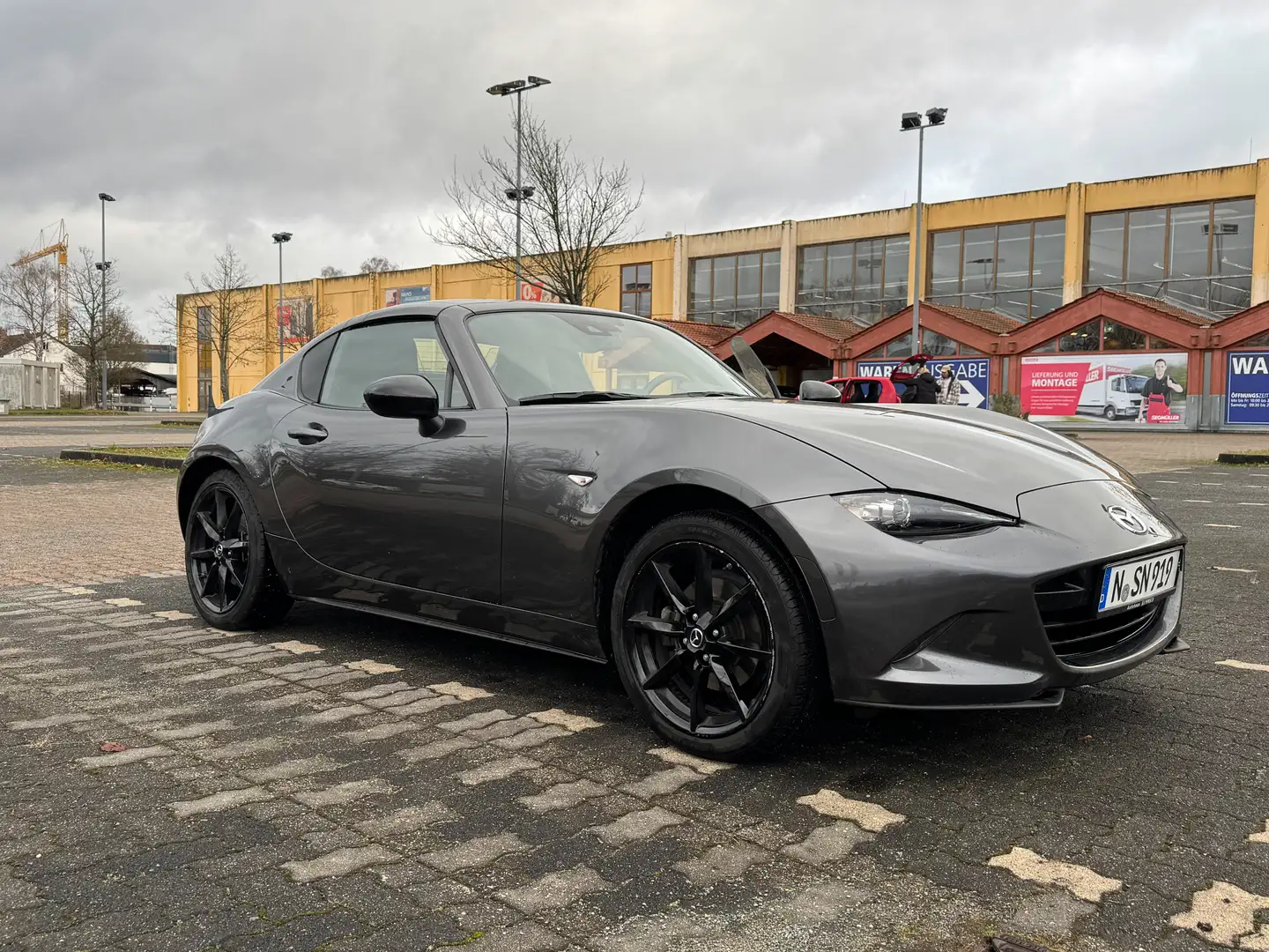 Mazda MX-5 MX-5 RF SKYACTIV-G 184 Exclusive-Line Grau - 2