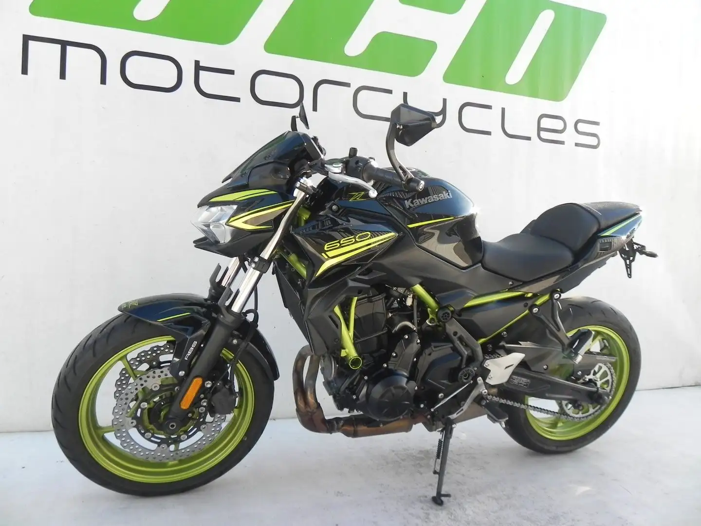 Kawasaki Z 650 ABS Schwarz - 2