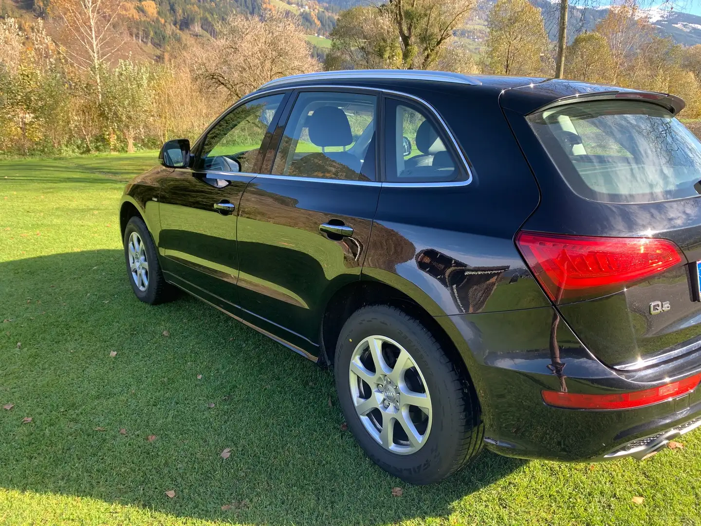 Audi Q5 Q5 2,0 TDI quattro Intense Schwarz - 2