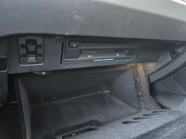 Volkswagen Passat view 23