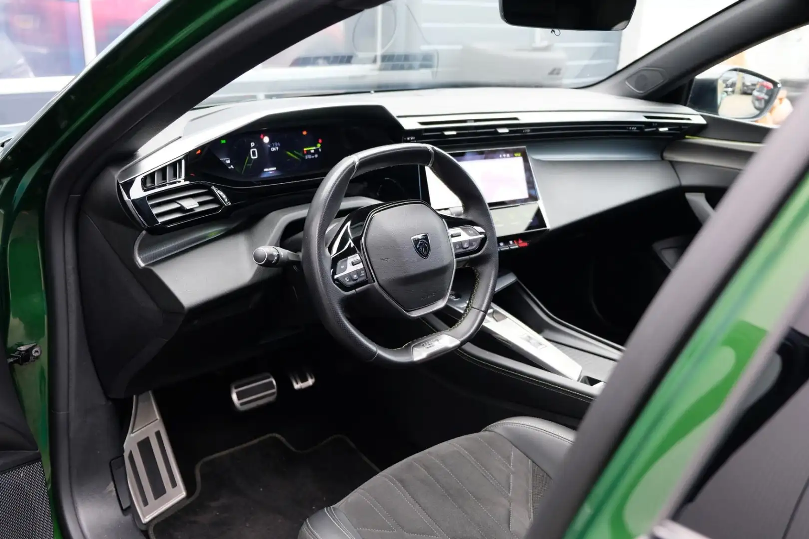 Peugeot 308 1.2 PureTech GT 31dkm! **PANORAMADAK** Navi/Camera Grün - 2