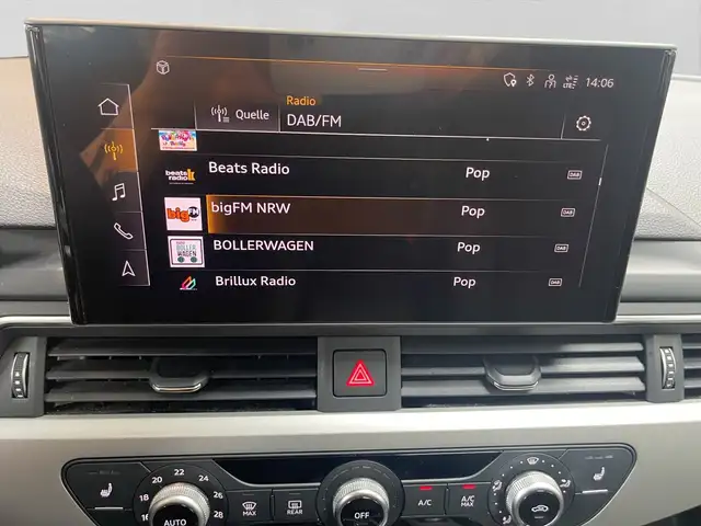 Audi A4 view 13