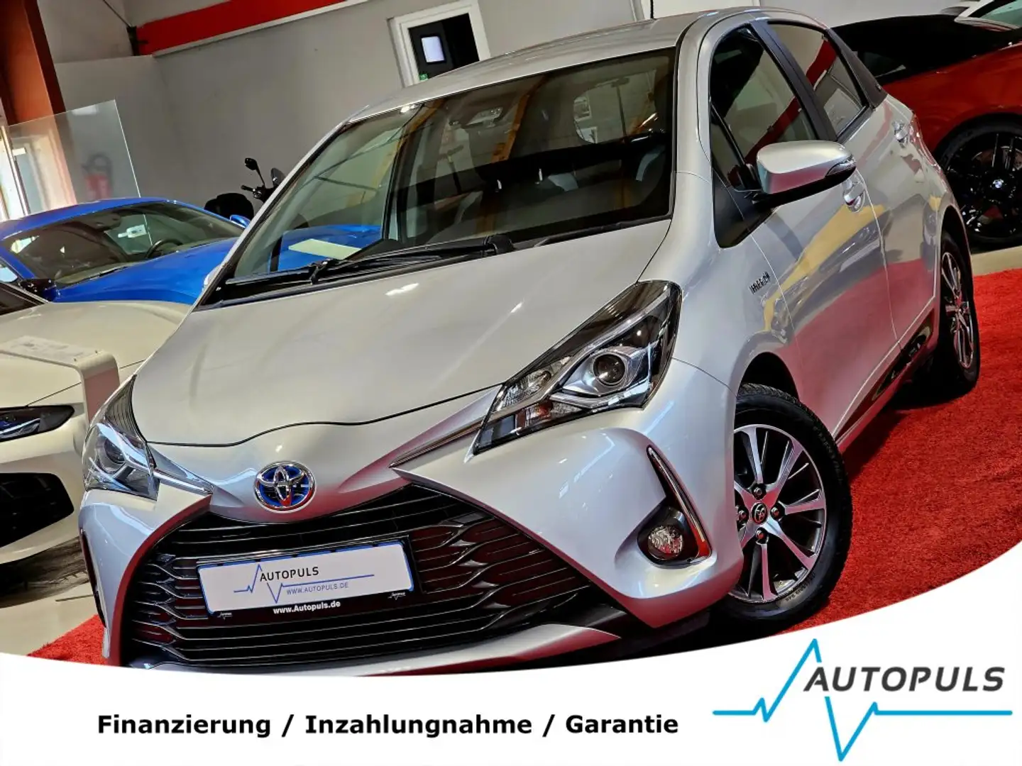 Toyota Yaris Hybrid Y20 Team D*KLIMAAUTOMATIK* - 1