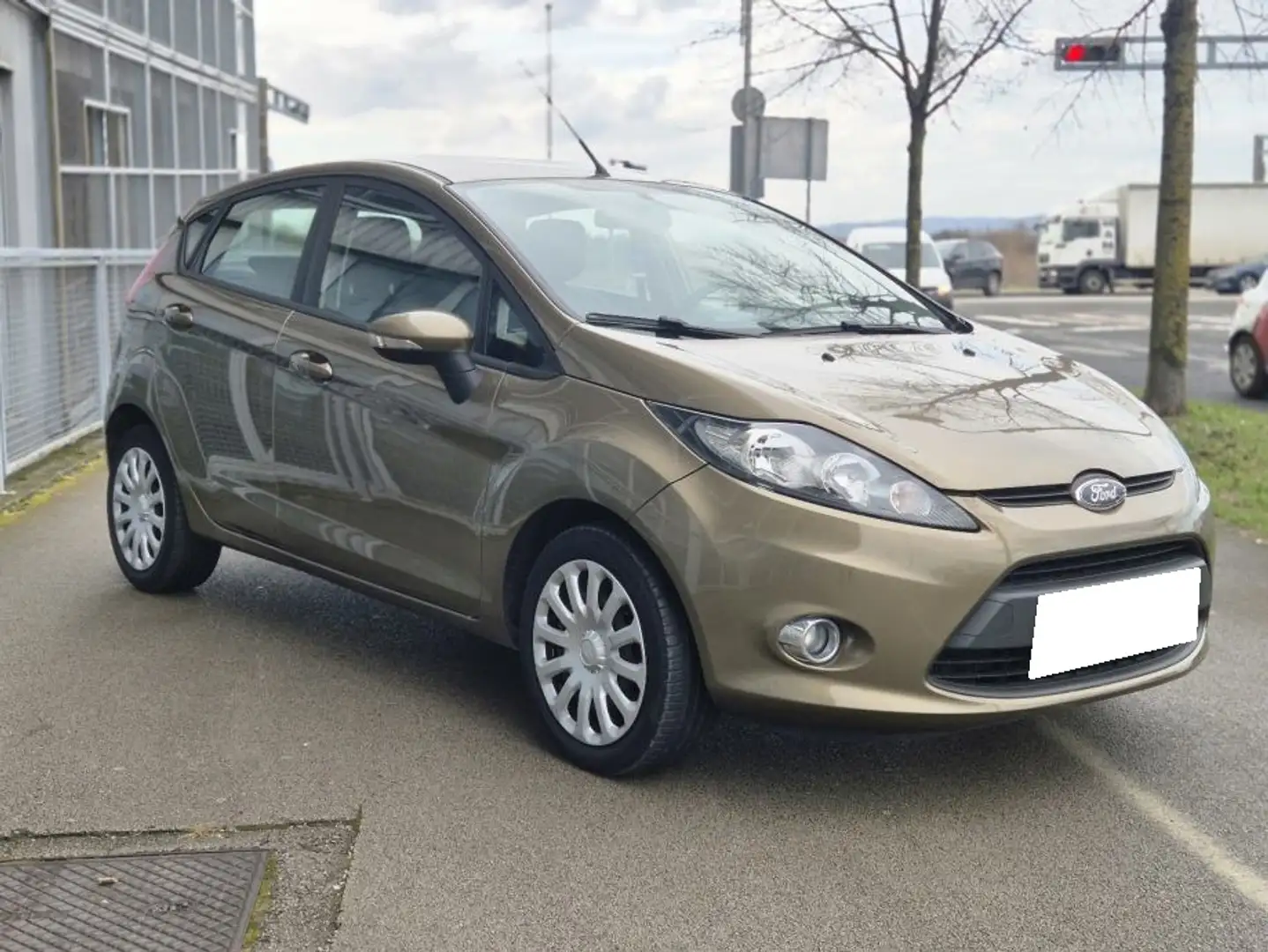 Ford Fiesta Fiesta 1.8 Tbo DGhia Newport Annee 2012 - 1
