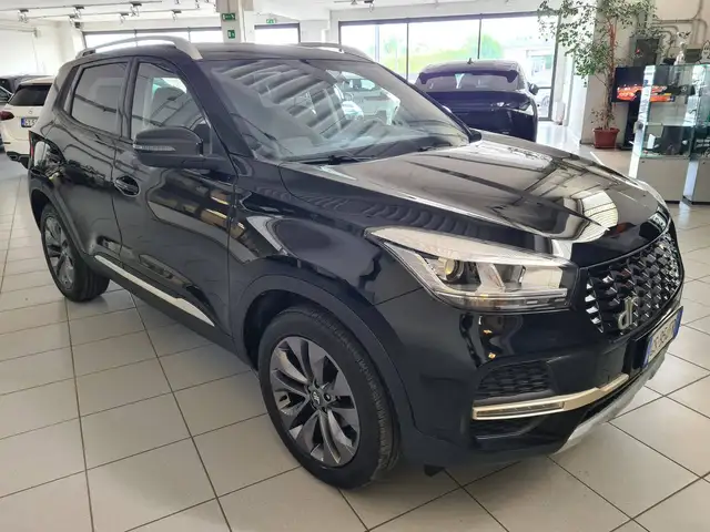DR Automobiles DR4