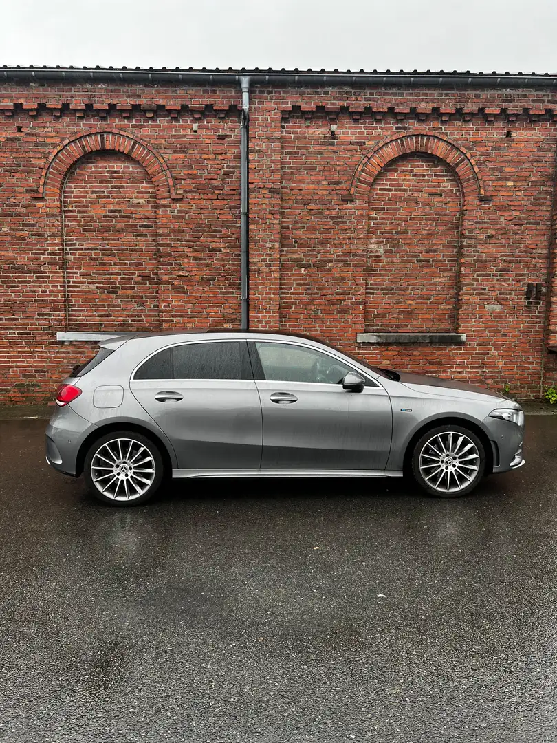 Mercedes-Benz A 250 e PHEV Business Solution (EU6AP) - 1