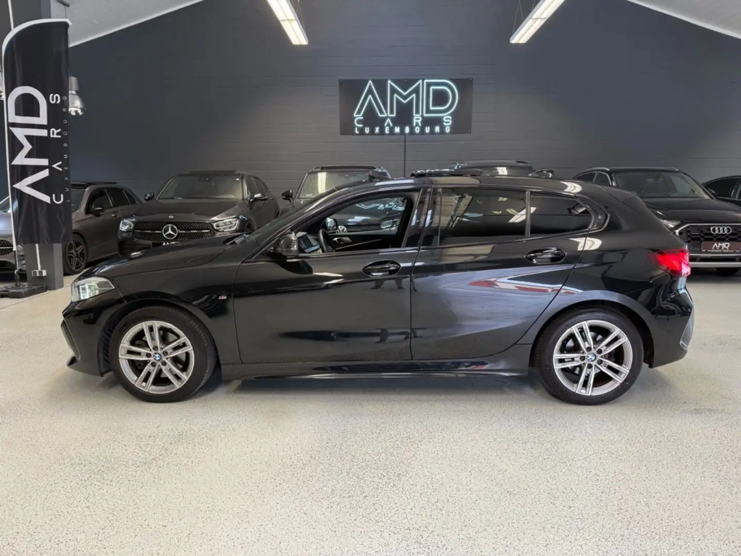 BMW 118 d M Sport*PANO*LED*MEMORY*LEDER Noir - 2
