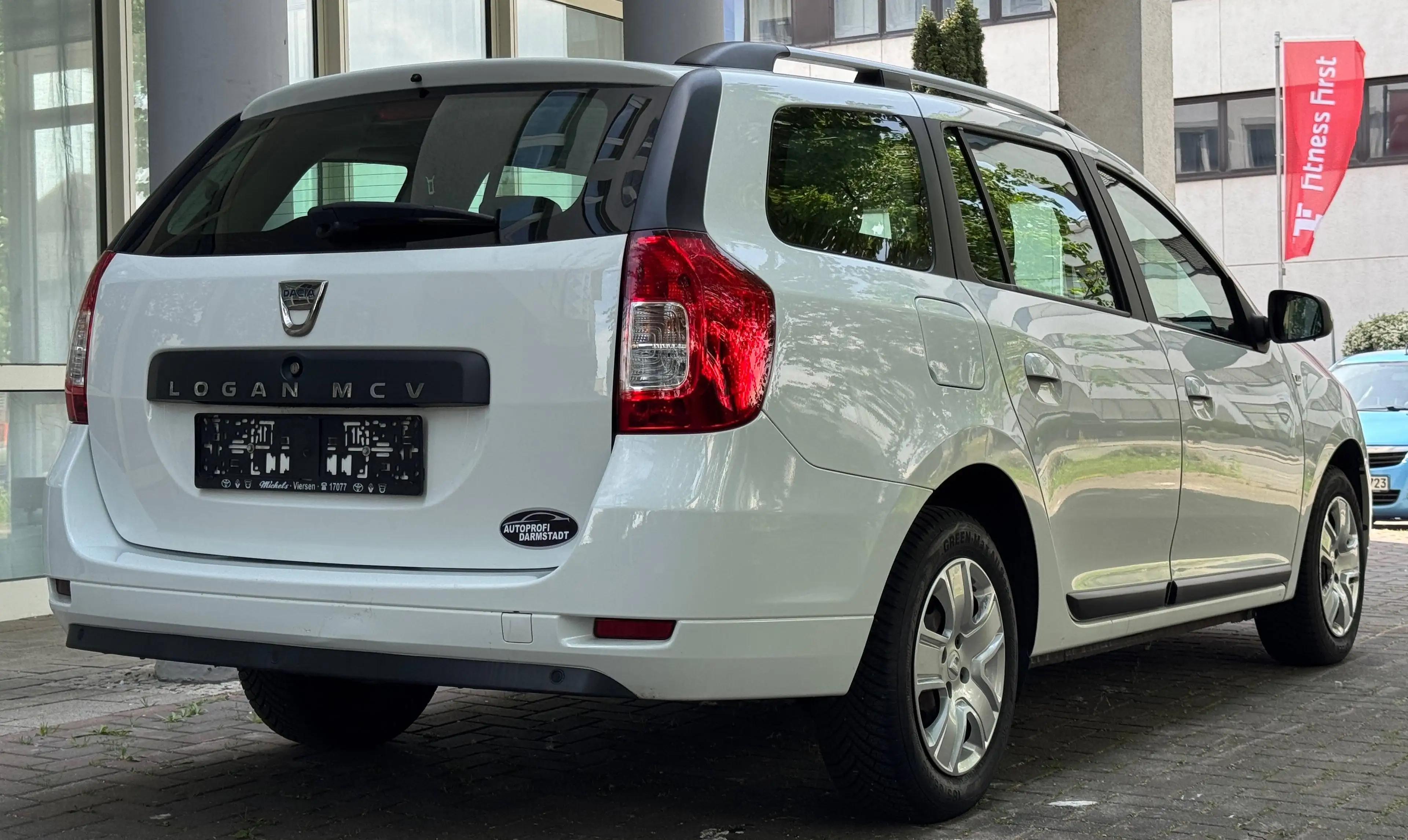 Dacia Logan Automatik*TÜV AU NEU*KLIMA*PDC*Tempomat* — photo 8