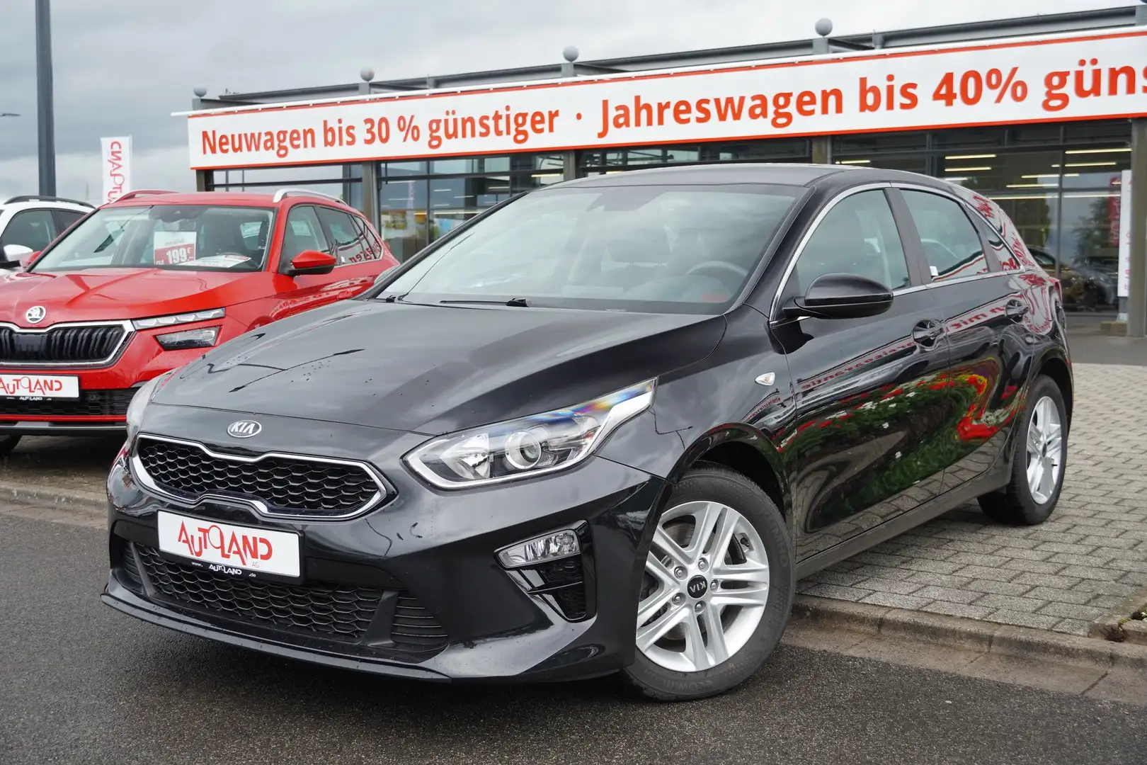 Kia Ceed / cee'd Ceed 1.5 T-GDI Vision Aut. Navi Sitzheizung PDC Schwarz - 2