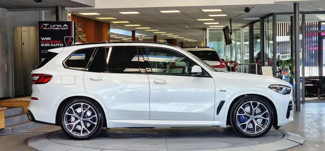 BMW X5 xDrive45e M Sportpaket HYBRID Aut. *Pano*Luftfeder Ansicht 5