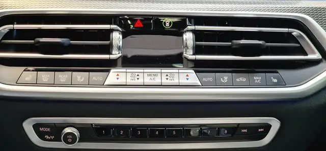 BMW X5 xDrive45e M Sportpaket HYBRID Aut. *Pano*Luftfeder Ansicht 24