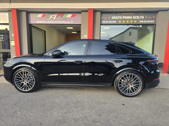 Porsche Cayenne view 2
