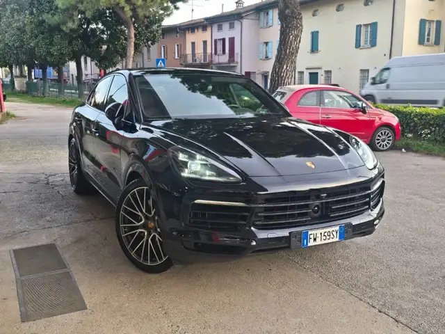 Porsche Cayenne view 14