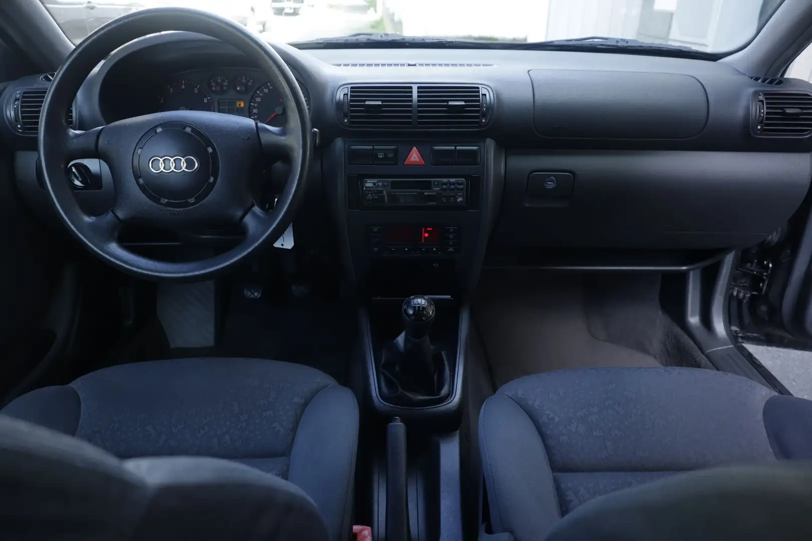 Audi A3 Audi A3 1.6 cat 3p. Ambiente 7 ANNO 1998 - 2