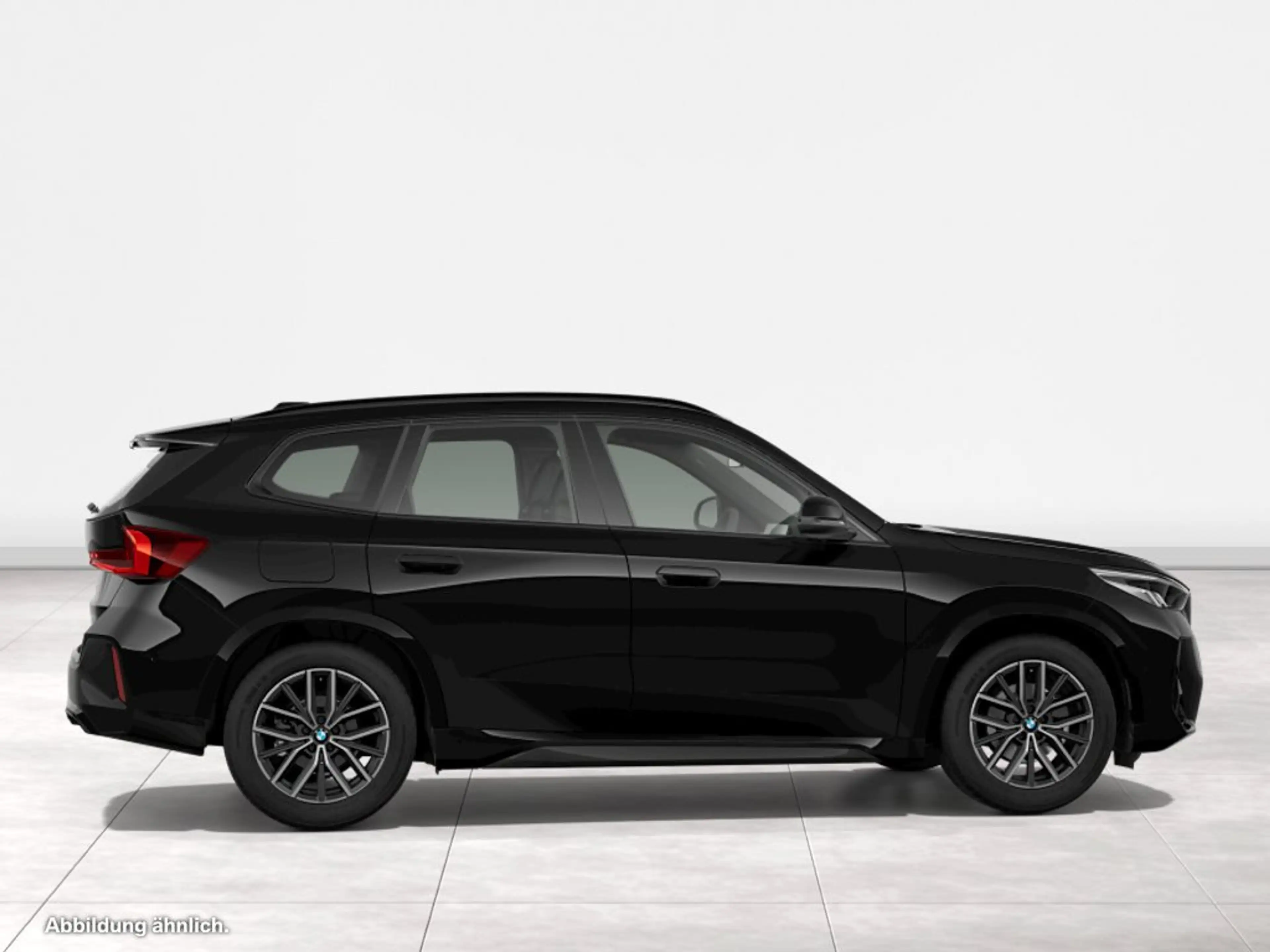 BMW X1 sDrive20i — photo 8