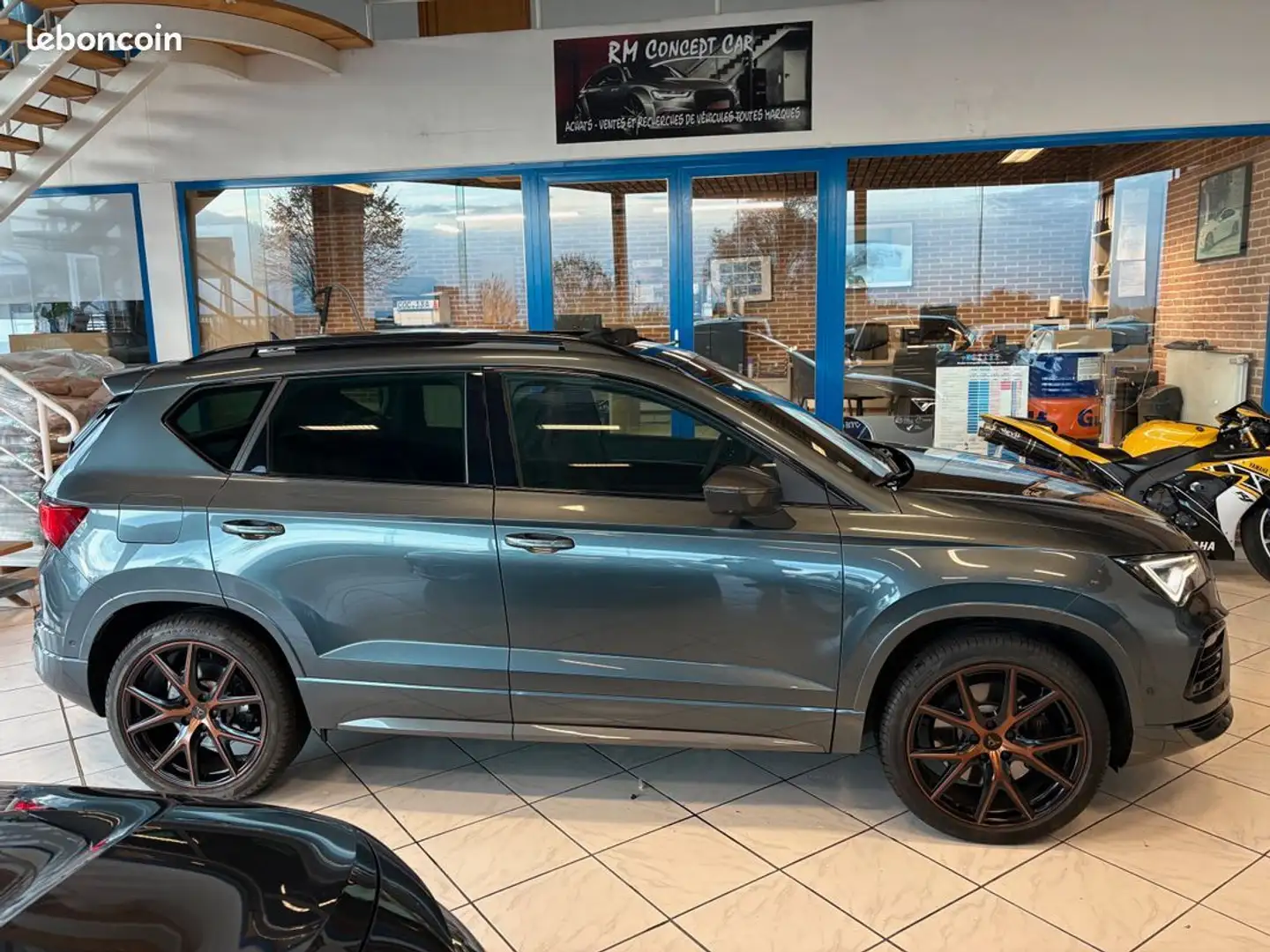 CUPRA Ateca 2.0 TSI 4Drive DSG VZ 300CH GPS-LED-CARPLAY-TOIT OUV-ATTACHE REM-JANTES 19-PHASE 2-SON BEATS-CARTE GRISE INCLUSE-GRIS ROD Gris - 2