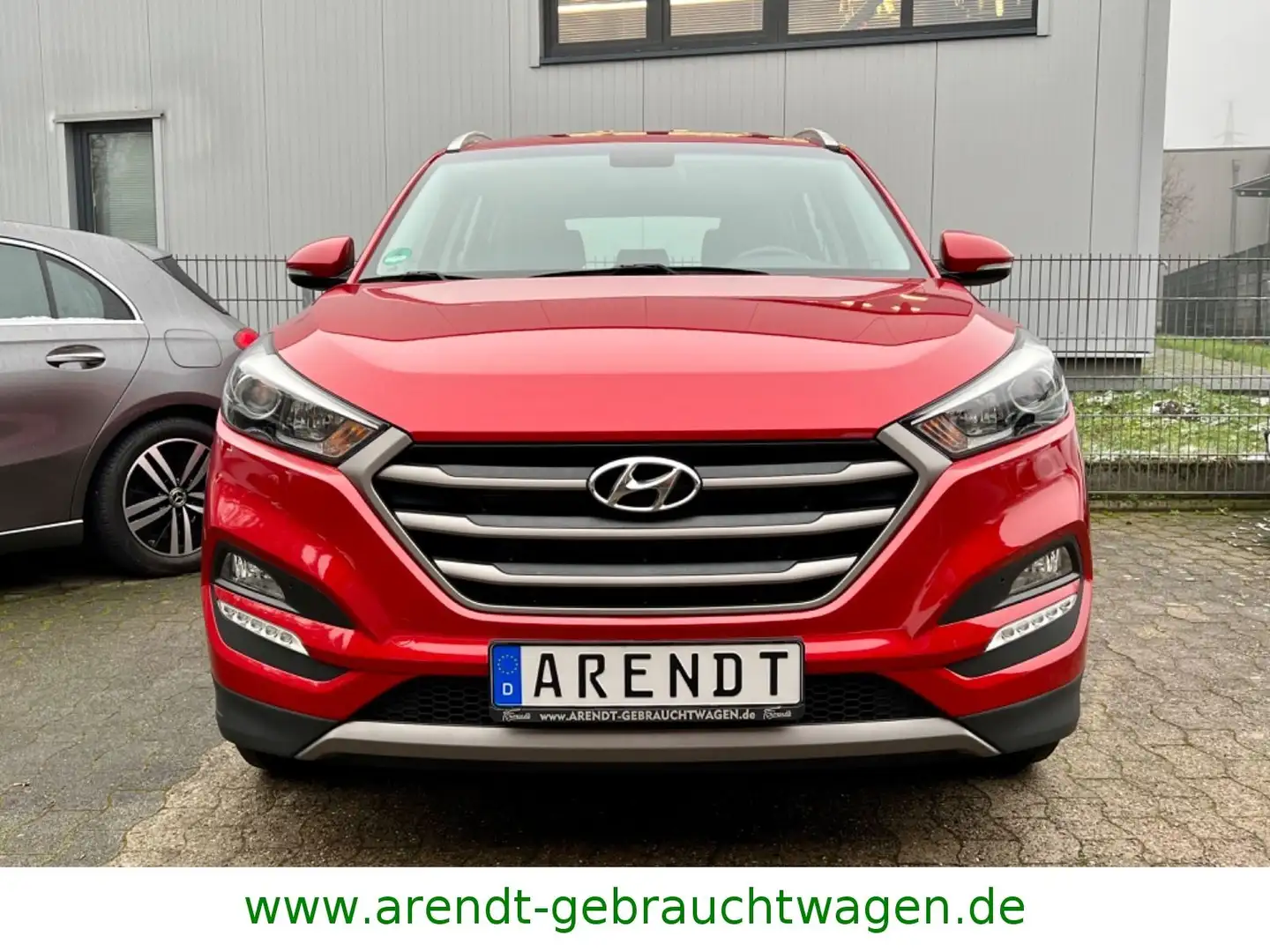 Hyundai TUCSON blue Trend 2WD*SHZ/RFK/PDC/Navi* Rot - 2