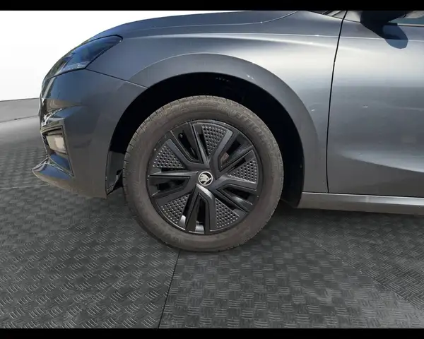 Skoda Fabia view 9