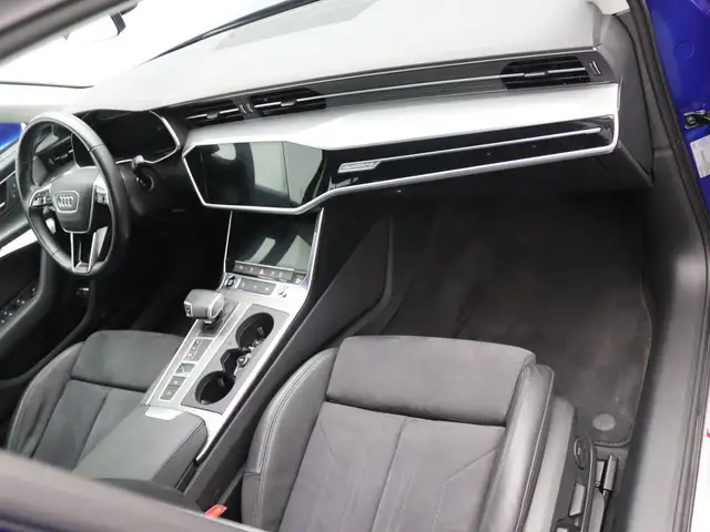 Audi A6 view 9