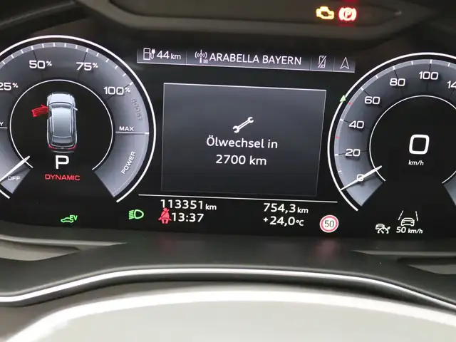 Audi A6 view 15