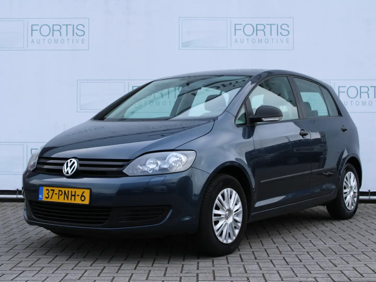 Volkswagen Golf Plus 1.6 TDI NL AUTO | AUTOMAAT | NAVI | Grijs - 1