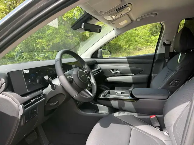 Hyundai Tucson view 7