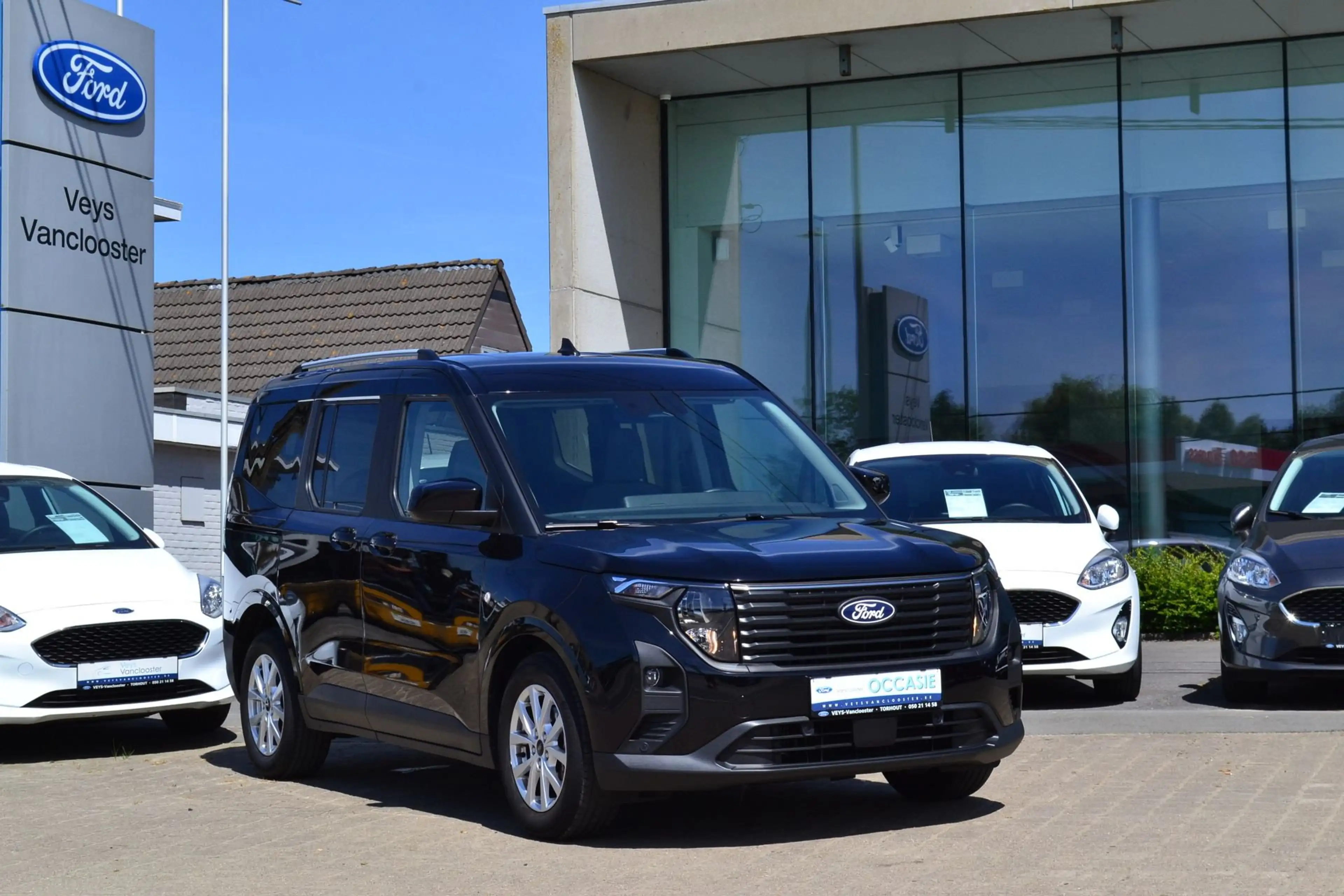 Ford Tourneo Courier Titanium 1.0i