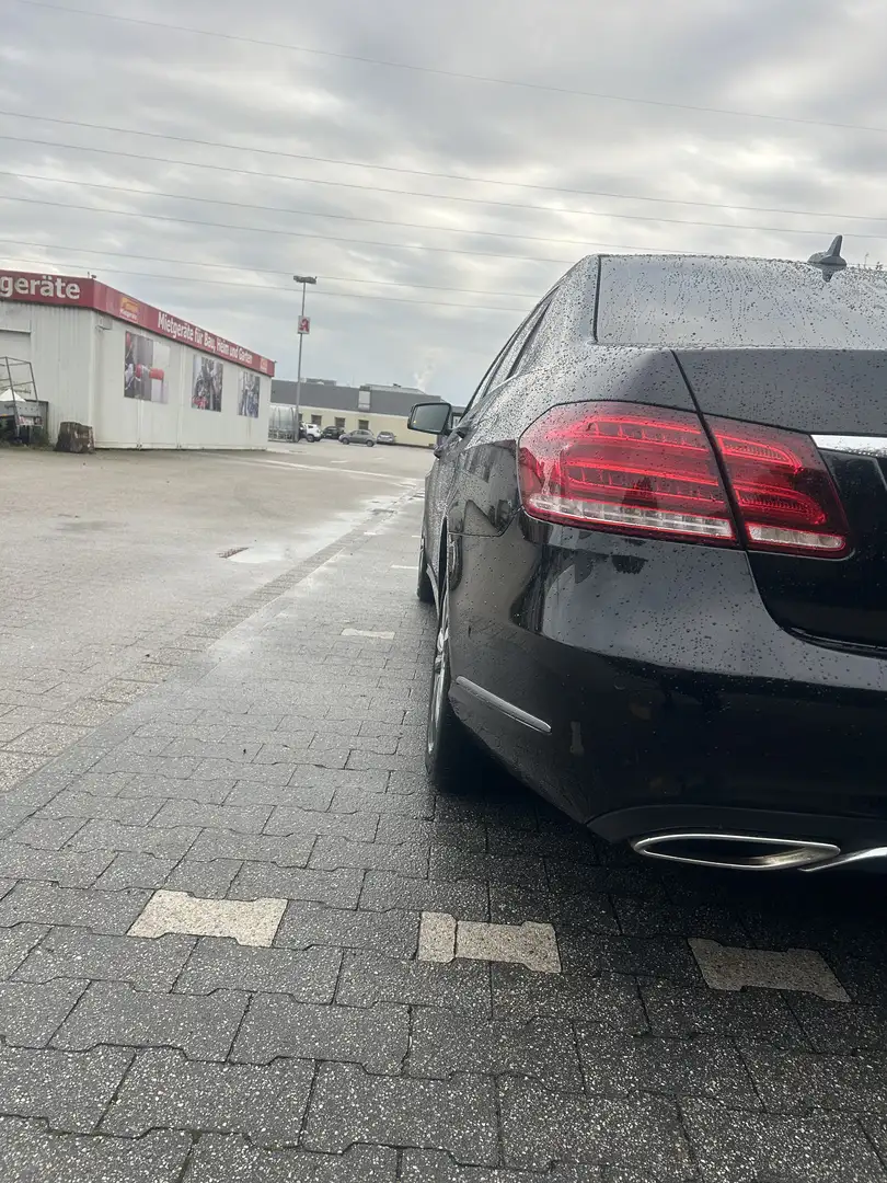 Mercedes-Benz E 250 E 250 BlueTec (212.004) Noir - 2