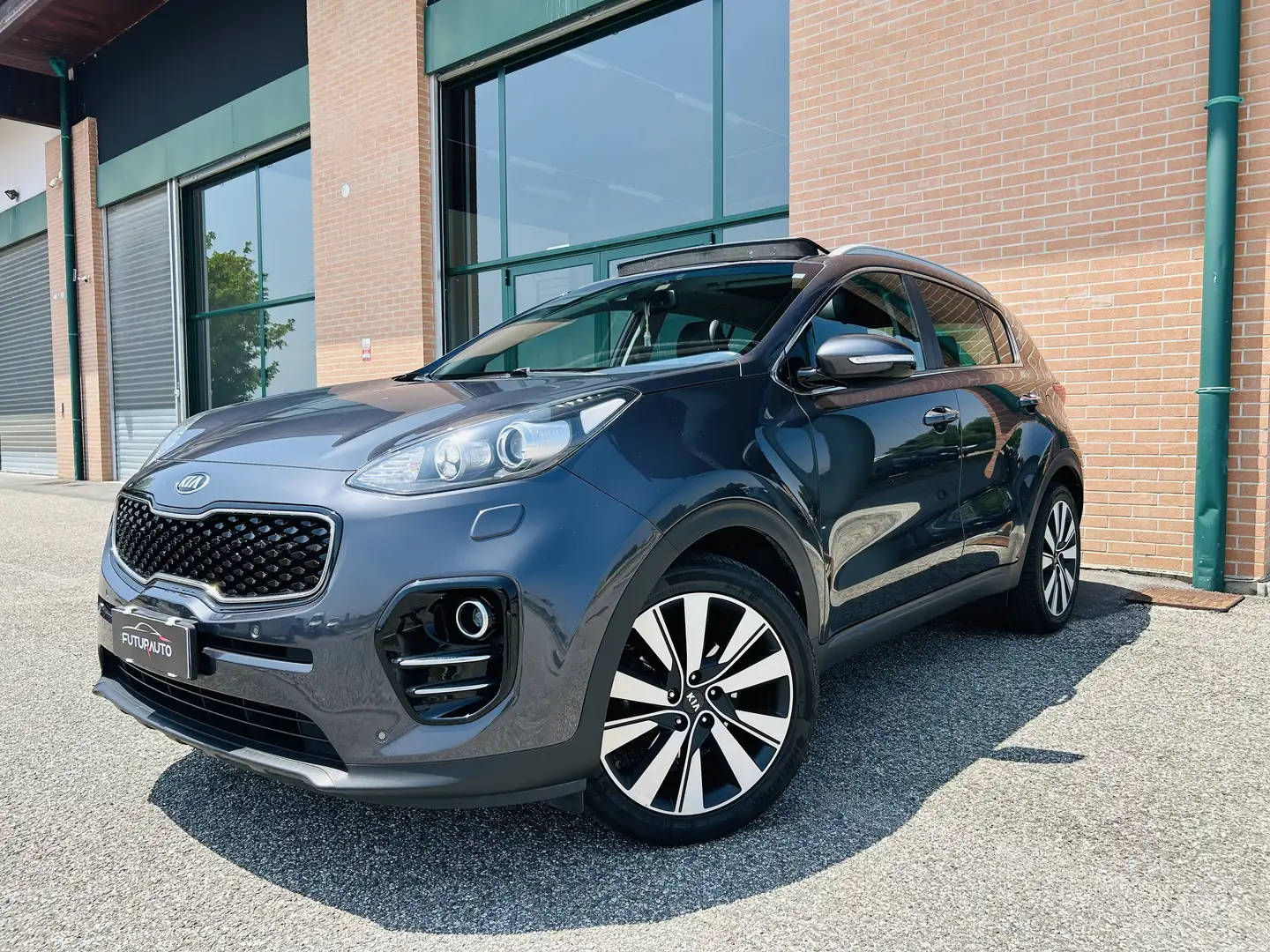 Kia Sportage Sportage 1.7 crdi Class Style Pack 2wd 115cv my17 Gris - 1