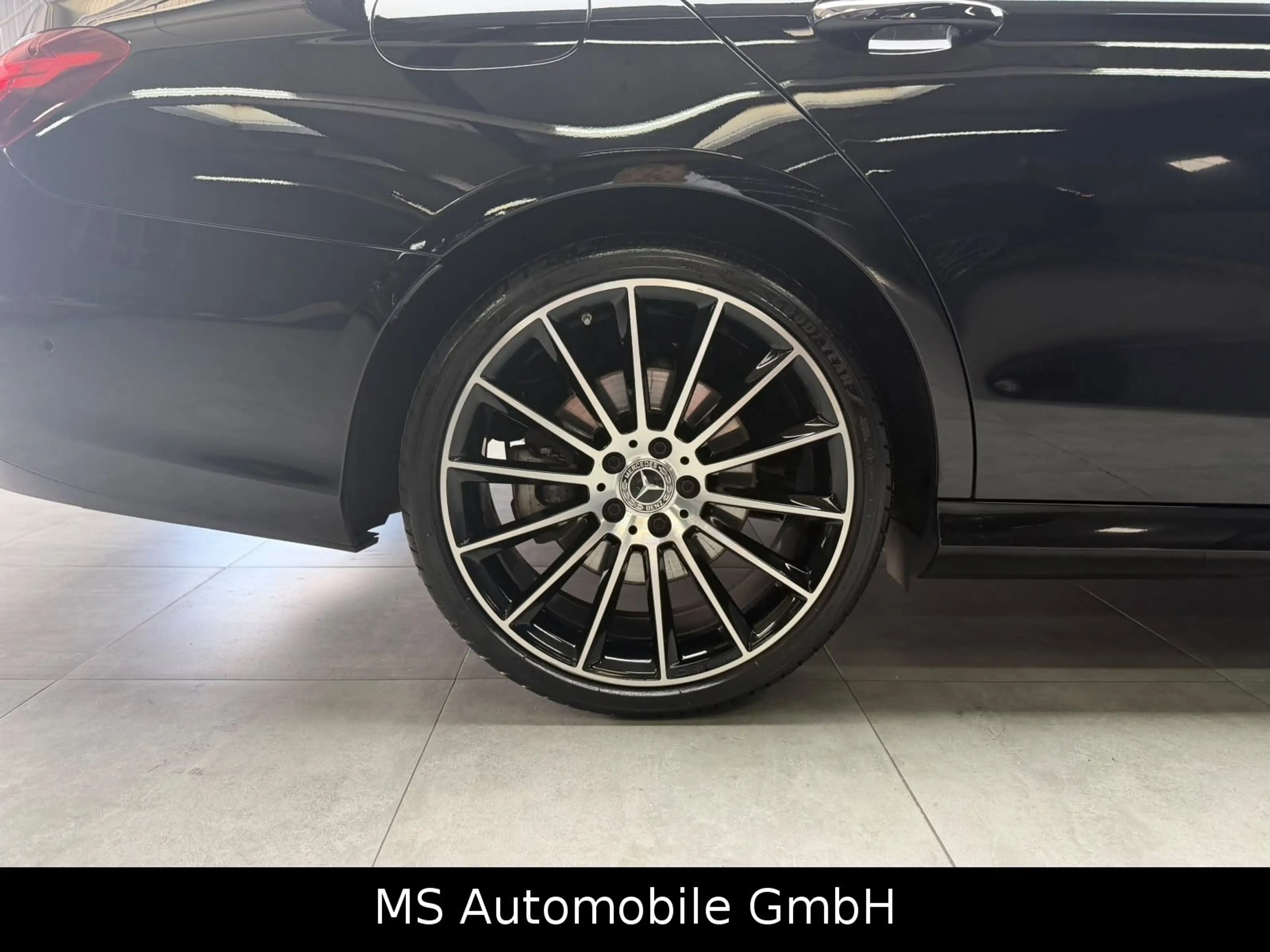 Mercedes-Benz E 400 d 4Matic /Pano/Memory/Burmester/360° — photo 13