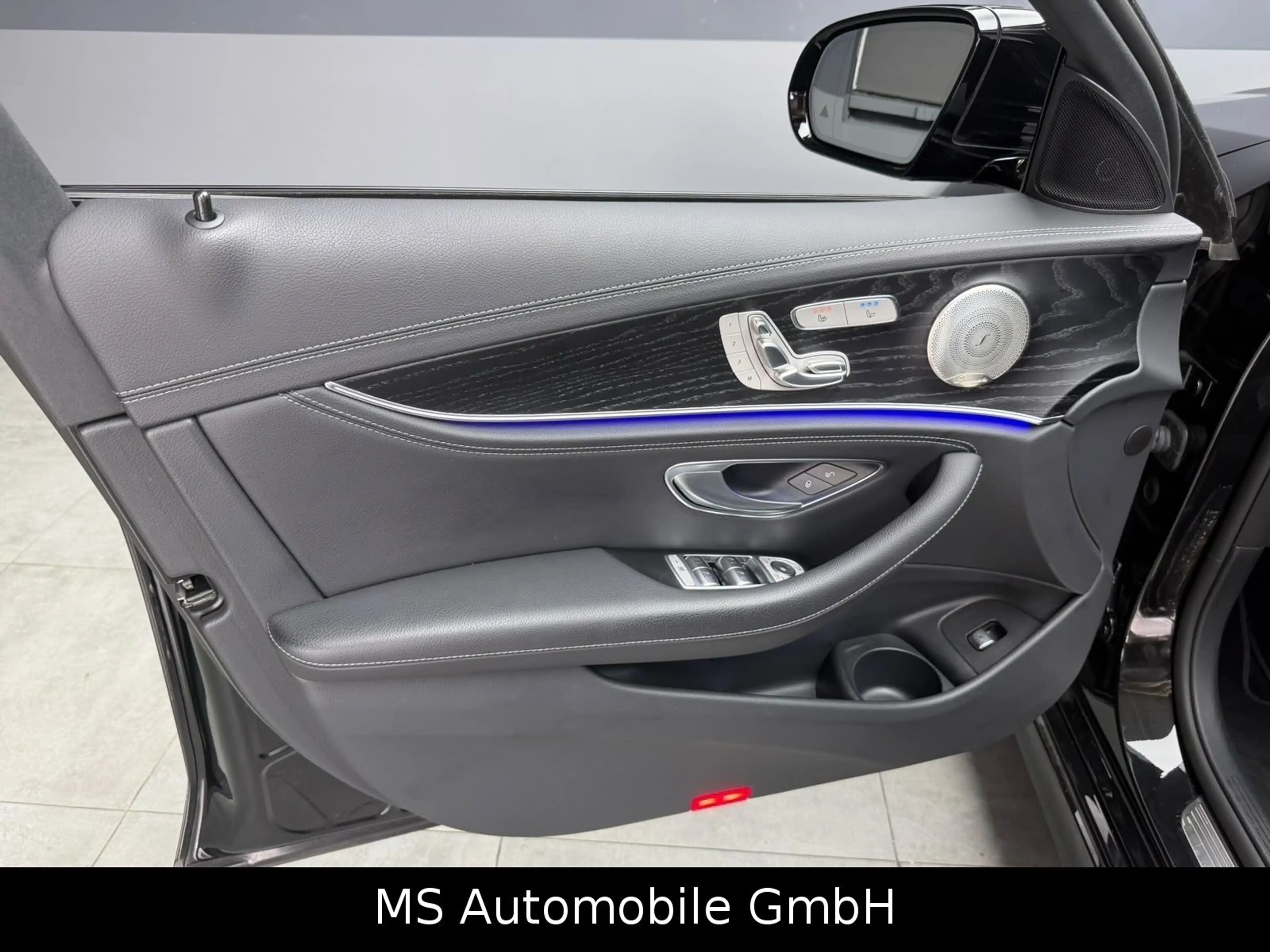 Mercedes-Benz E 400 d 4Matic /Pano/Memory/Burmester/360° — photo 14